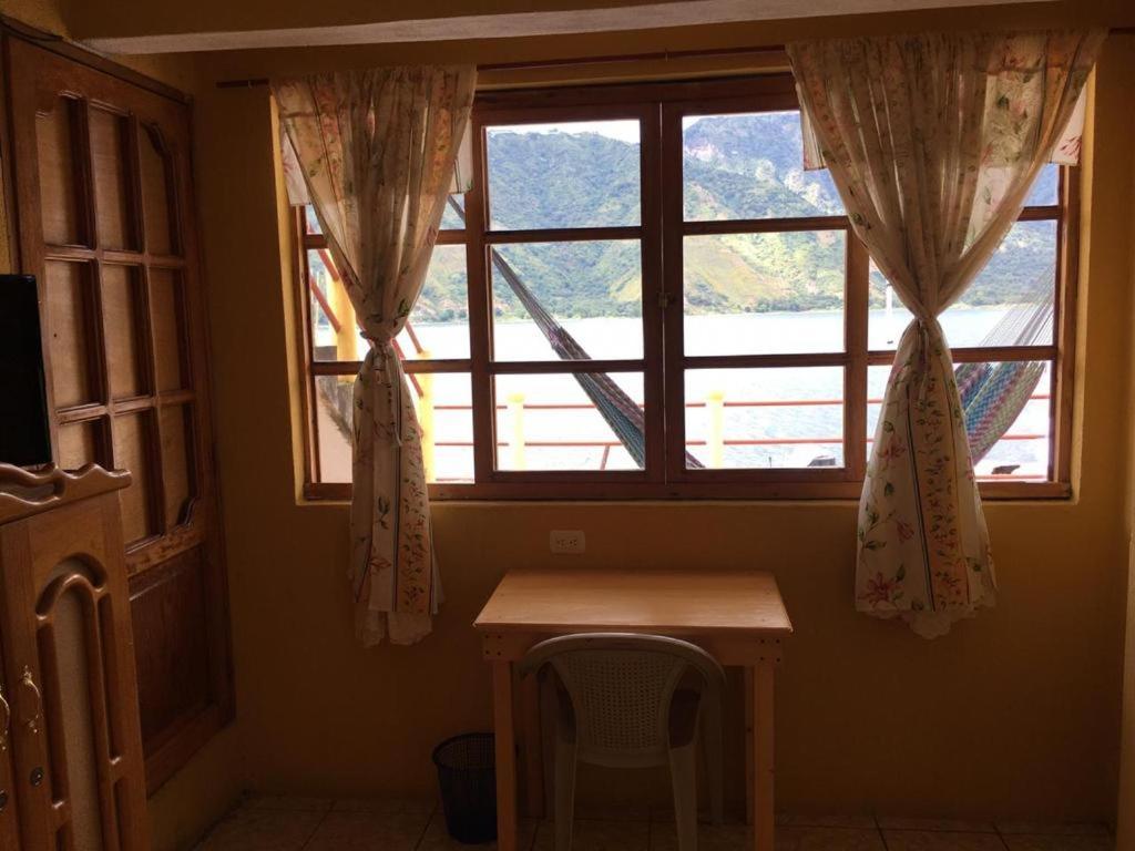 Villa Del Lago San Pedro La Laguna Exterior foto